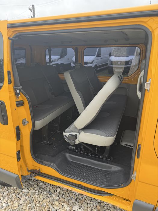 Opel Vivaro 2016 - 2.0Diesel -9 locuri
