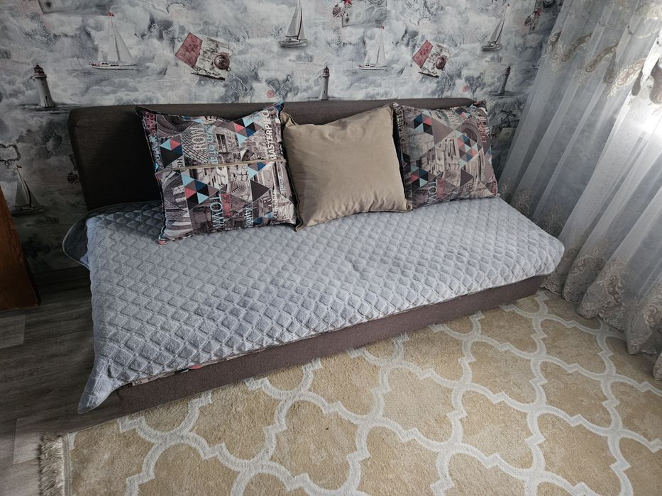 Продам диваны 40000