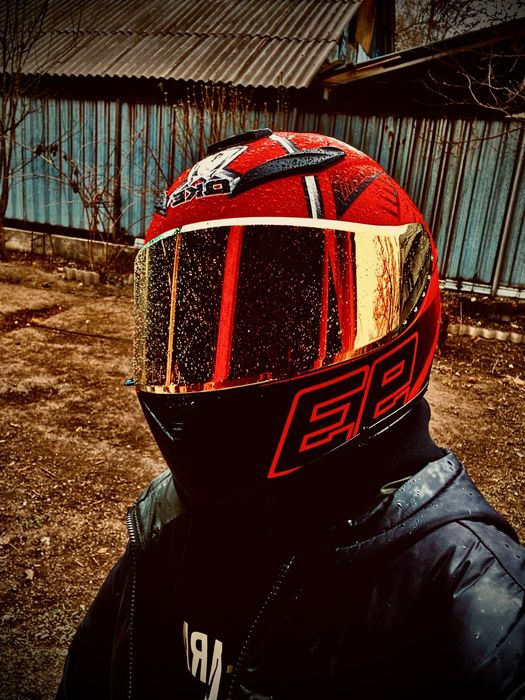 Шлем для мопеда