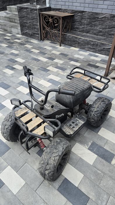 Продам детский квадроцикл