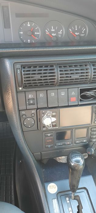 Продам Ауди 100с4 1994