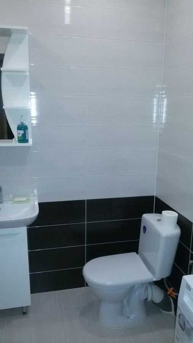 Дава се под наем Двустаен апартамент в София, Център - 65 кв.м за 382.5 € - Снимка #2