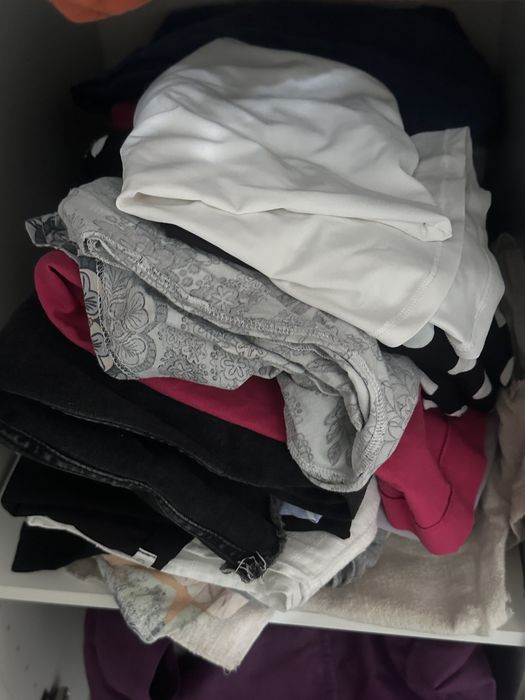 Продаются разные одежды