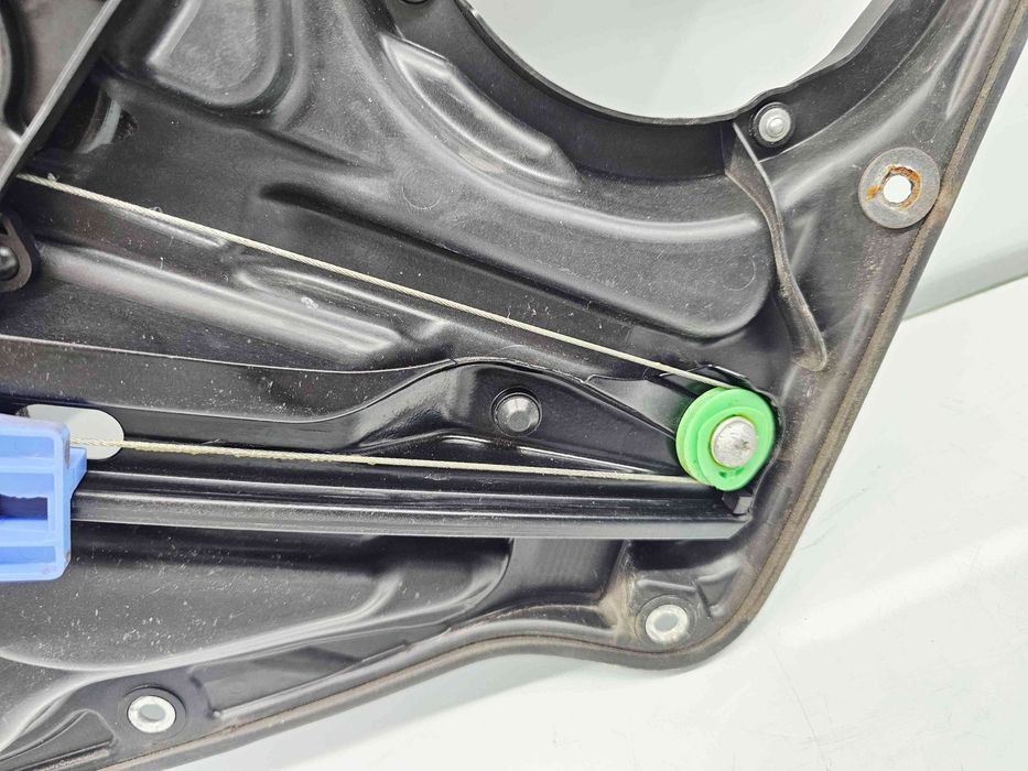 Macara electrica geam dreapta spate Volkswagen Tiguan (5N) [Fabr 2007-