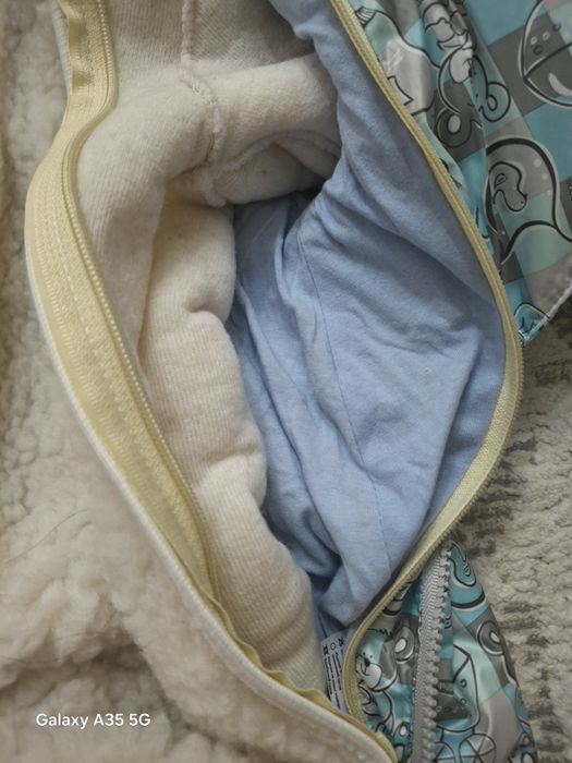 Продам  новый комбинизон детскии