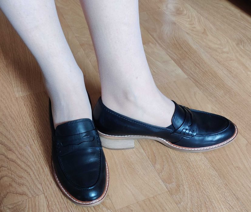 Pantofi de dama din piele, marimea 38.