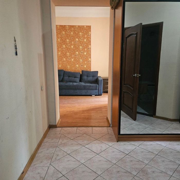 Квартира 2/3/4 Новомосковская, стадион "Старт"