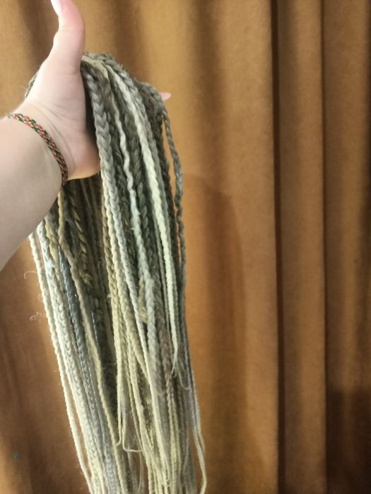 Продам ДЕ косы 4 оттенка