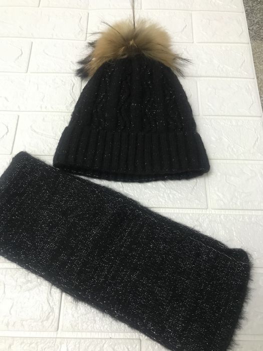 Шапка с шарфом