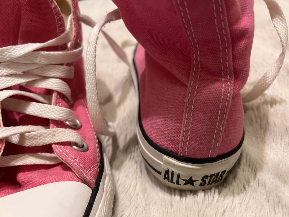 Converse roz marimea 37
