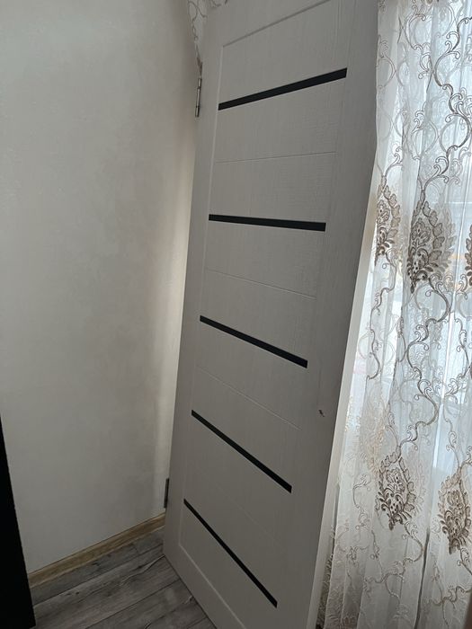 Продаётся межкомнатная дверь