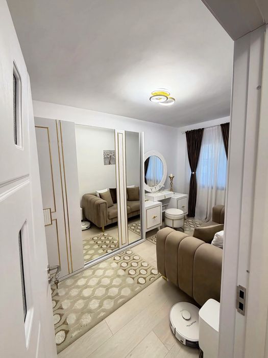 Apartament 3 camere | Complet renovat | Totul NOU | – Titu