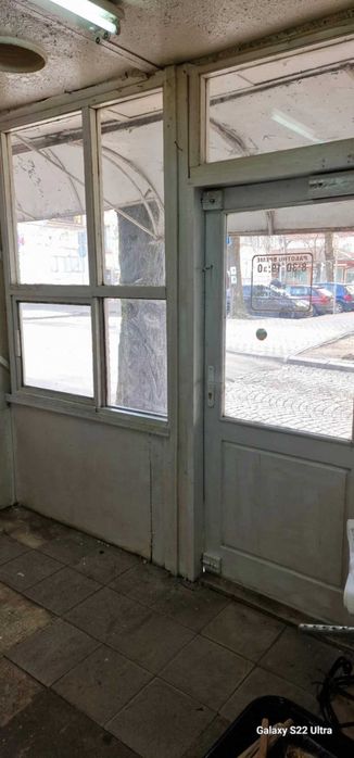 Дава се под наем Магазин в Перник, Център - 7 кв.м за 153 € - Снимка #2
