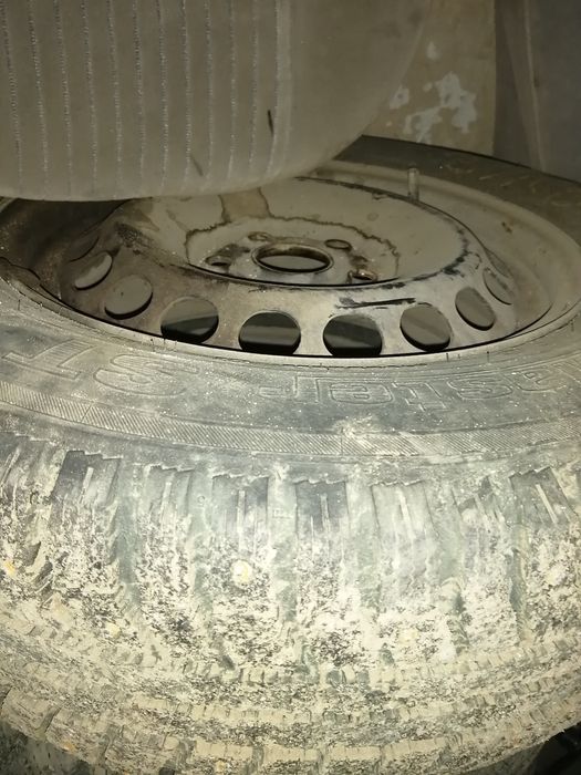 Продаю резину с дисками