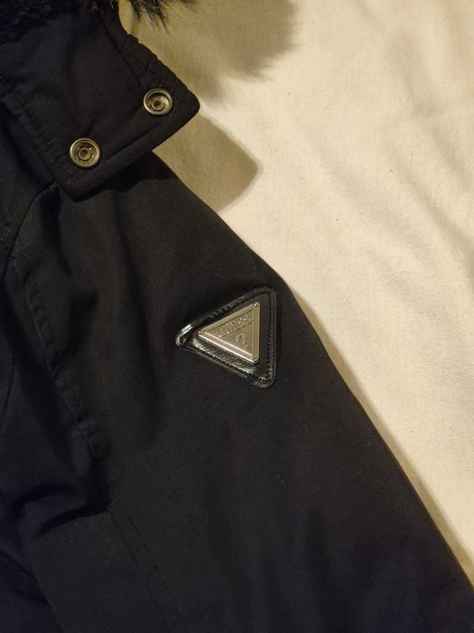 Geaca Guess mărimea M