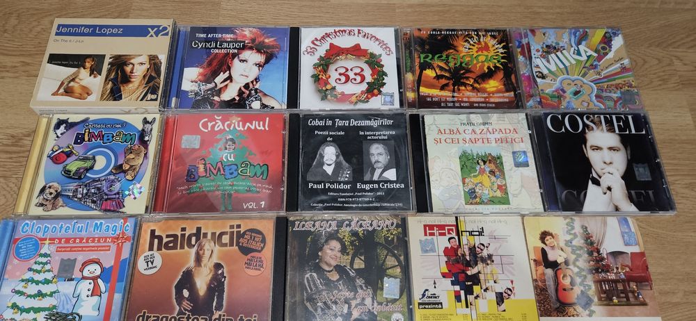 Cd-uri audio : compilatii dance, house, colinde, manele