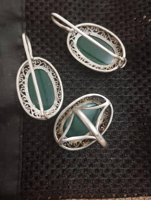 Продам серебряный комплект