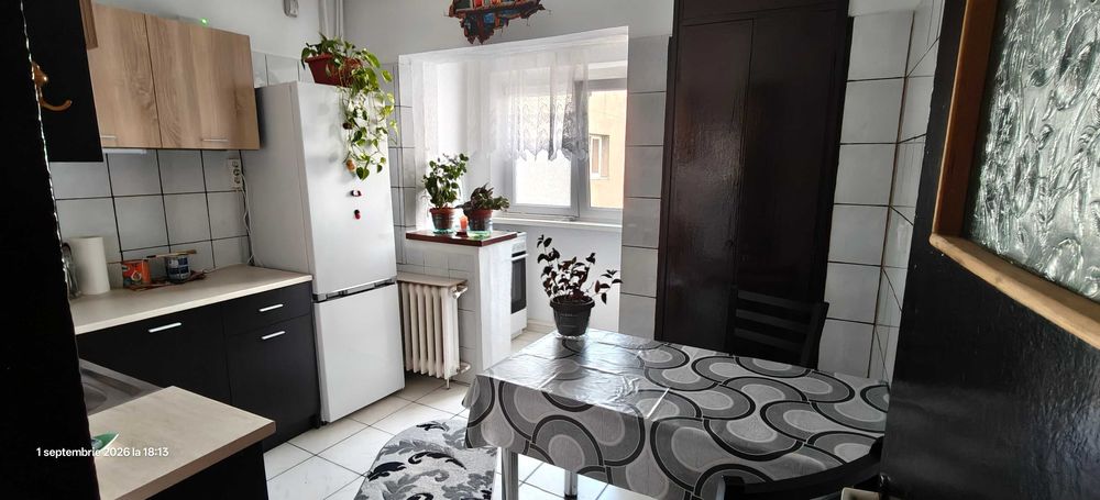 Inchiriez apart. 2 camere dec.