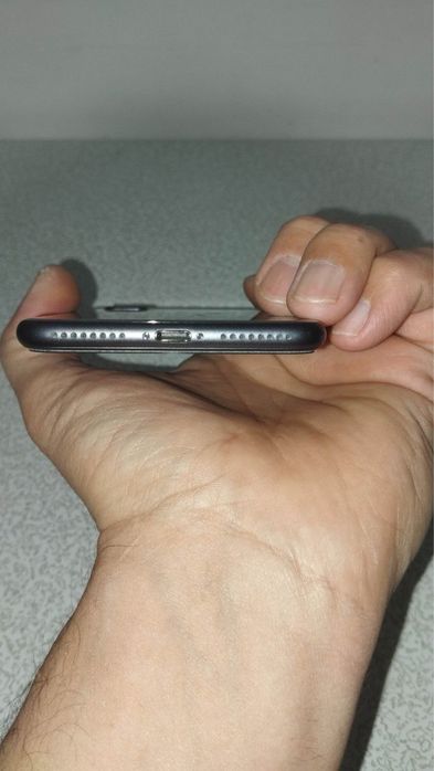 iPhone 8 plus 64 gb blakc