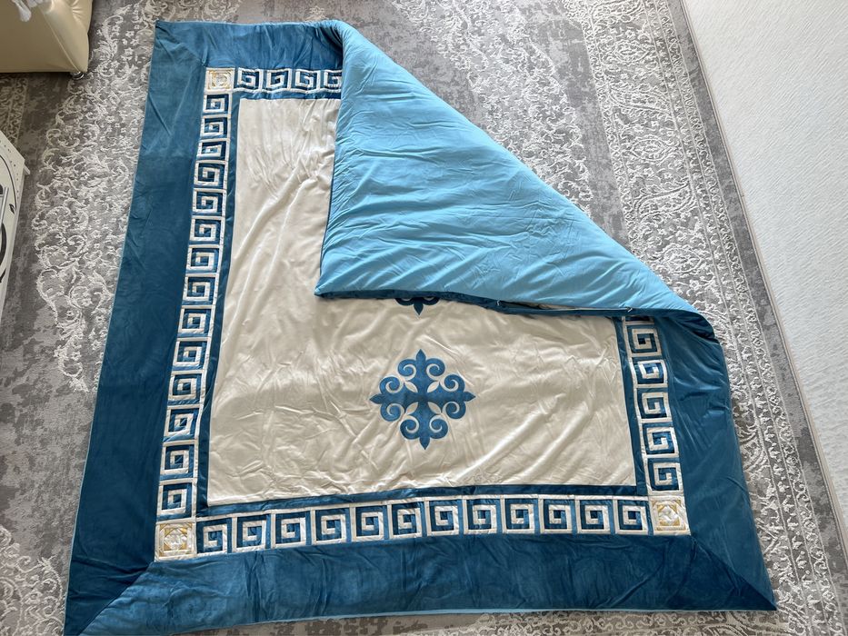 Жамылғы көрпе Оюлы көрпе Одеяло