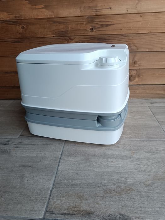 Химическа тоалетна Tethford