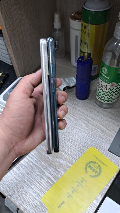 Samsung S22 Plus xotirasi 8/256GB