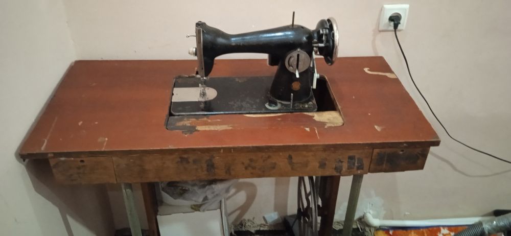 Швейная машинка для дома