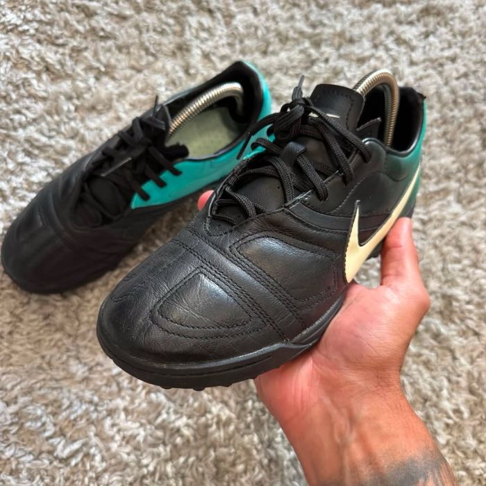 Сороконожки NIKE CTR360