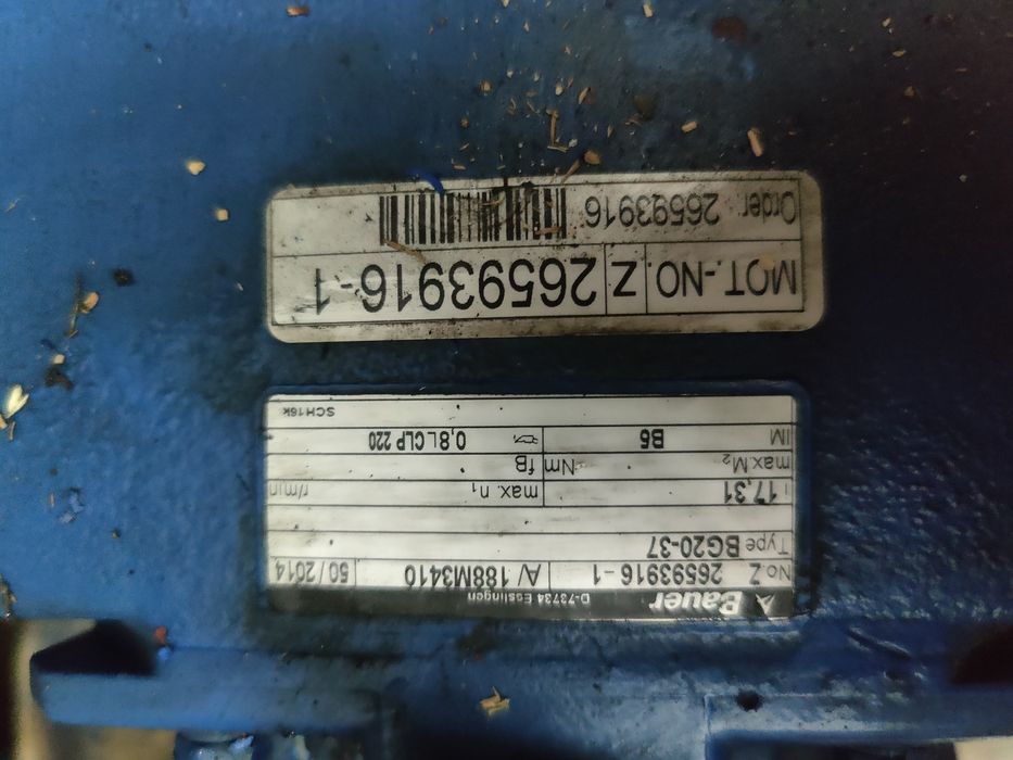 Motor electric trifazat cu reductor foraj, 1.5kW, 83rpm, 380V