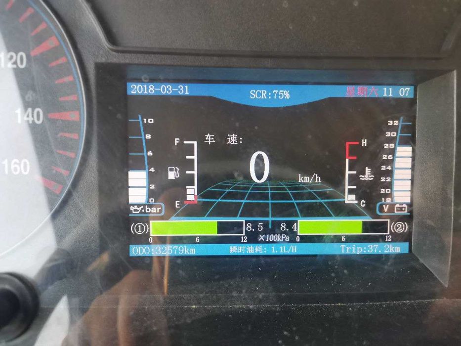 Dongfeng Suv tashish Mashinasi. 33000 probek. Dizel yoqilg'i