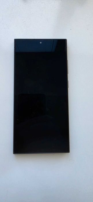 Продавам Samsung Galaxy S24 Ultra - Dual SIM - 12GB RAM - 256GB - 5G - Titanium Black - с гаранция