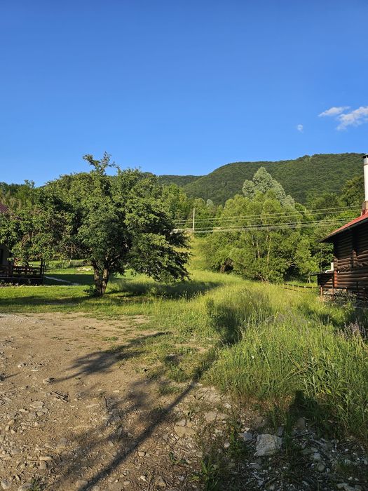 Vând teren intravilan - Traisteni - Valea Doftanei - 1809 mp