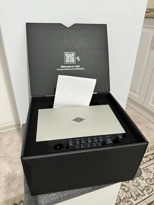 Звуковая карта VOLT 4