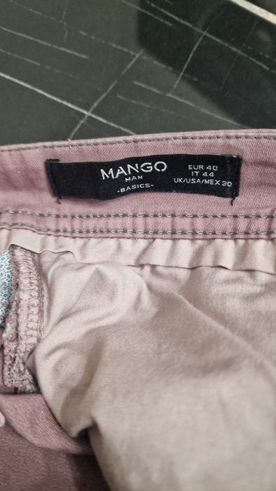 Pantaloni chino Mango Man