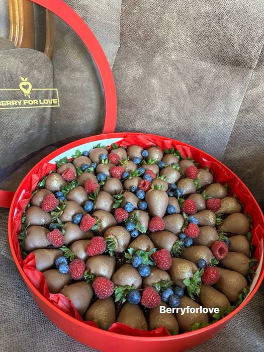 Клубника в шоколаде