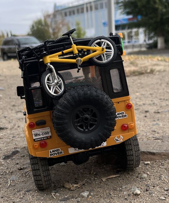 Радиоуправляемый Defender Camel Trophy