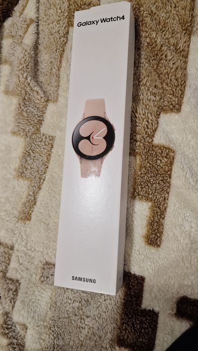 Samsung galaxy watch 4 + каишки