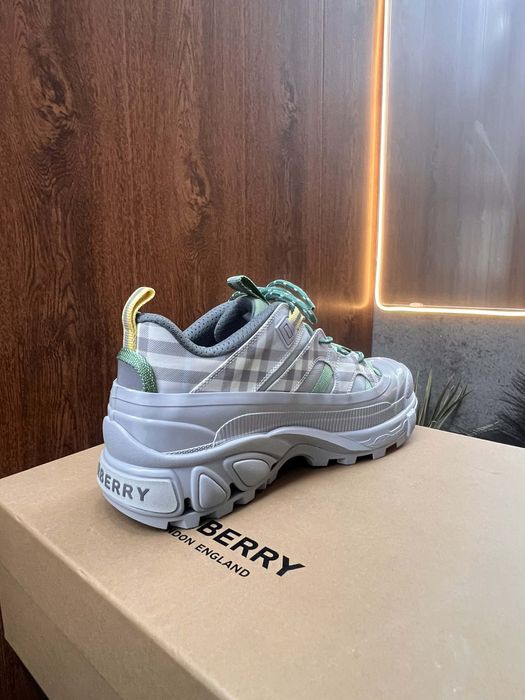 Сникърси Burberry Ramsey