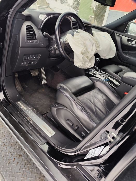 Infinity QX70-238кс