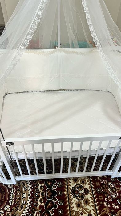 Детская кроватка от 0 до 3х лет