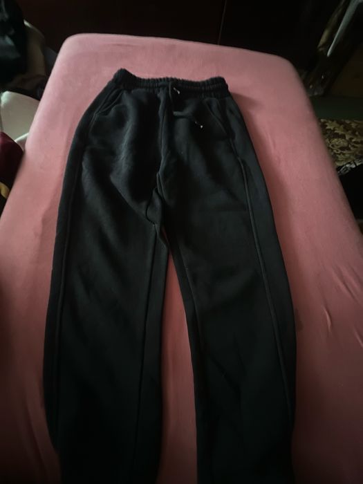 pantaloni negri marimea S