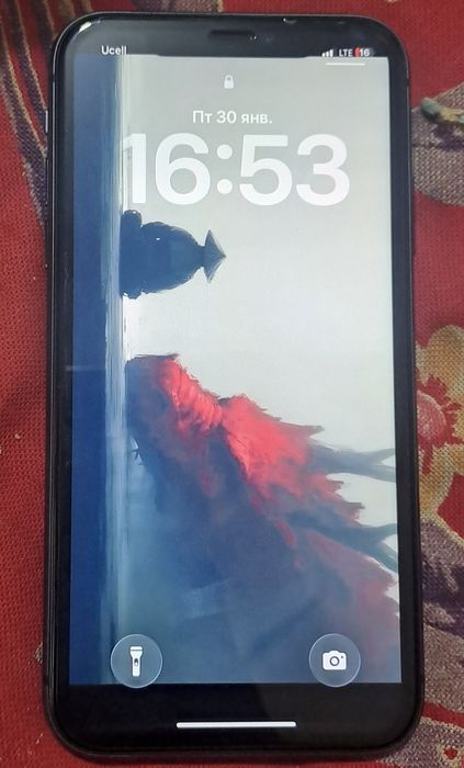 Iphone 11 sotiladi holati ideal holatda
