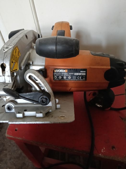 Circular lemn worx de 1600 w