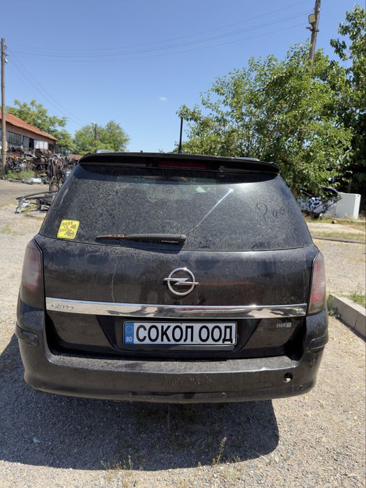 Opel Astra H (комби 1.6i ) на части