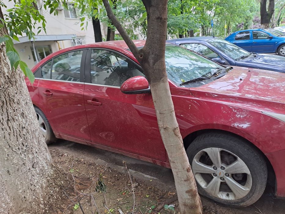 Vand Chevrolet Cruze 1.8 benzina