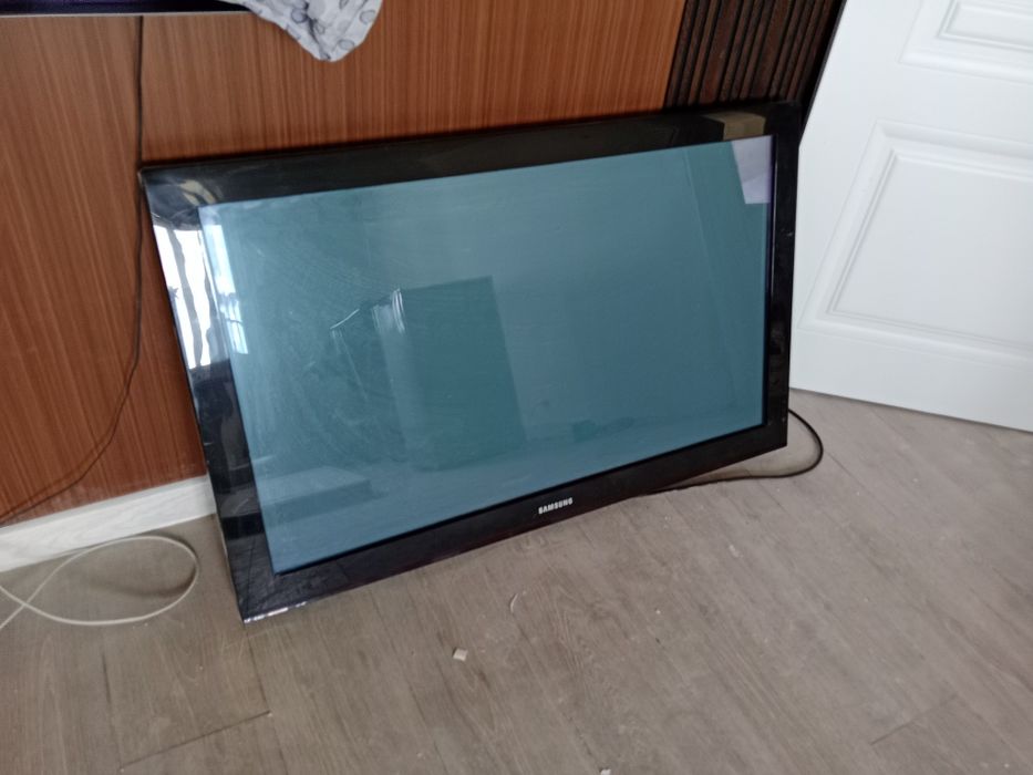 Телевизор Samsung