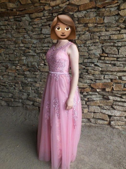 Женское платье пышное