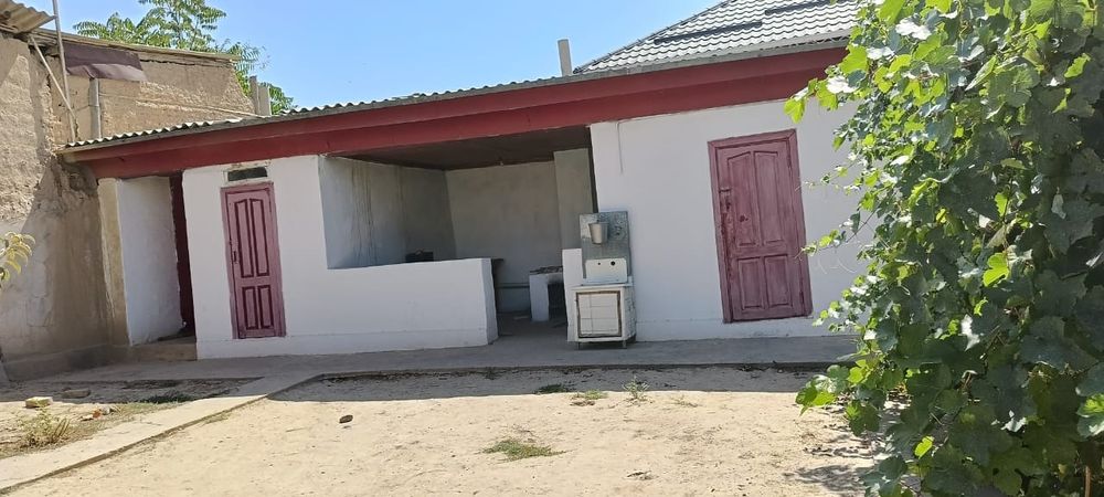 Сарыағаш қаласында үй сатылады.