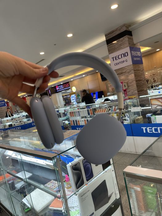 Продам наушники air pods Max