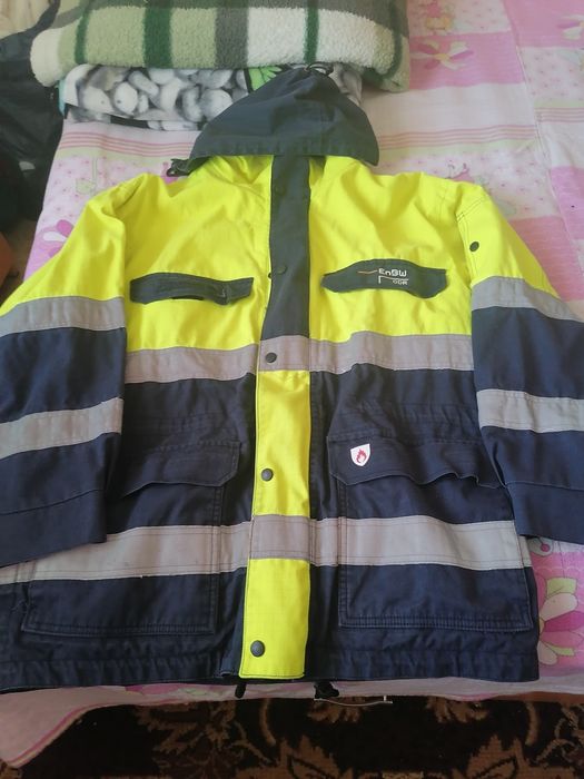 Haine de lucru (2 bucăți) - 120 lei